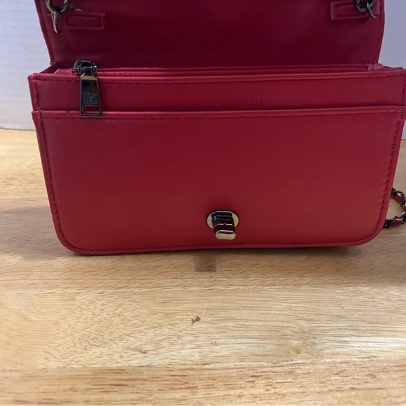 BADGLEY MISCHKA NWT Vegan Leather Red Crossbody - Picture 4 of 7